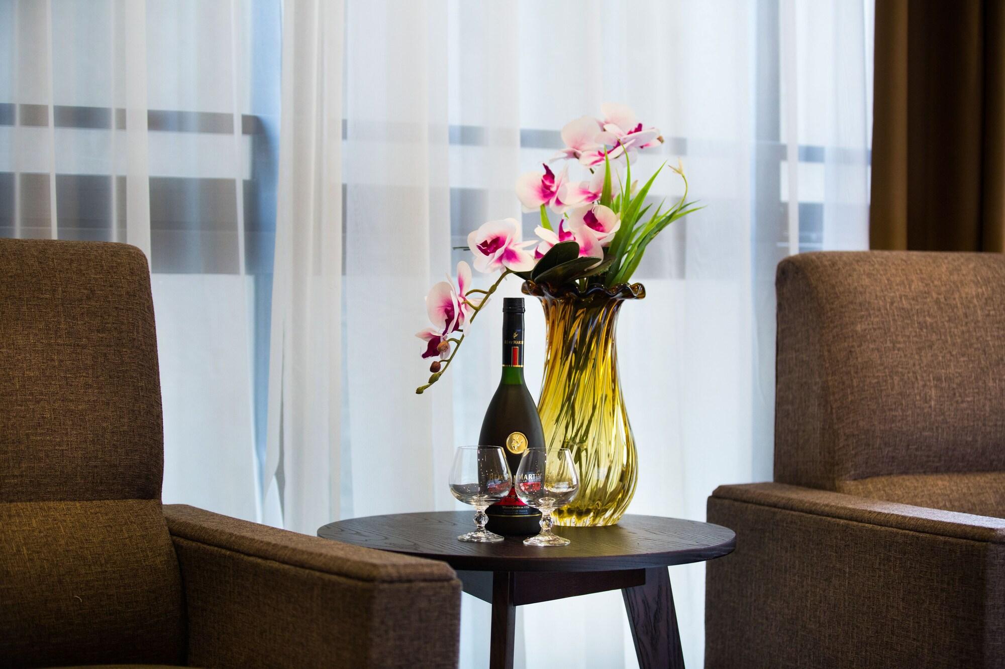 My Linh Hotel Ανόι Εξωτερικό φωτογραφία